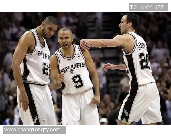 马刺与小牛对决再燃激情NBA季后赛精彩瞬间回顾与分析